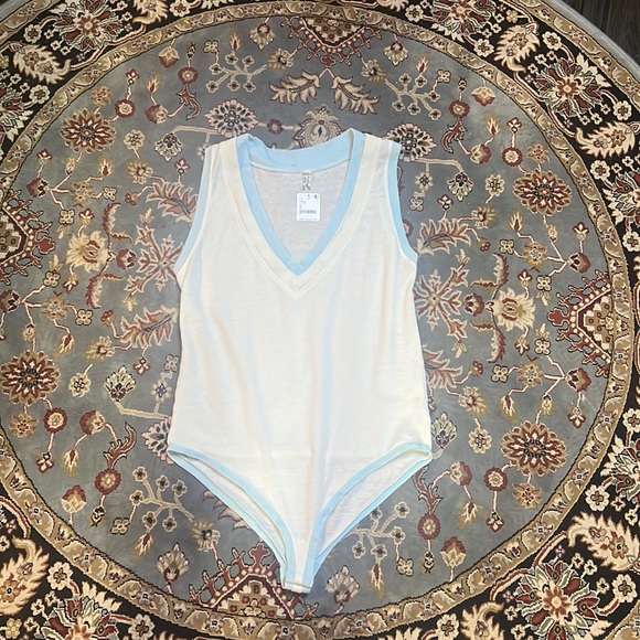 NWT free people S so cute soft looking